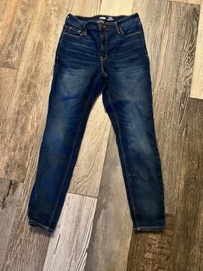 Old Navy Rockstar Super skinny high rise jeans (Women’s Size 10)